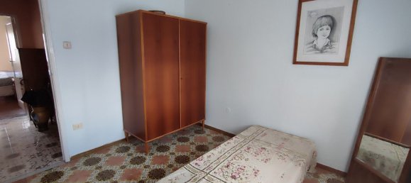 5-salle Appartement à Fabriano, Italy No. 283259 9