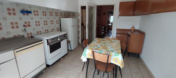 5-salle Appartement à Fabriano, Italy No. 283259 2