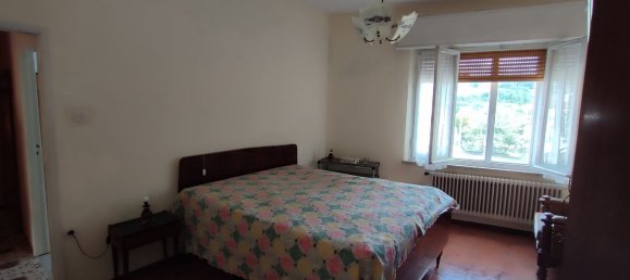 5-salle Appartement à Fabriano, Italy No. 283259 13
