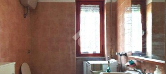 4 rooms Villa in Serrone, Italy No. 70675 17