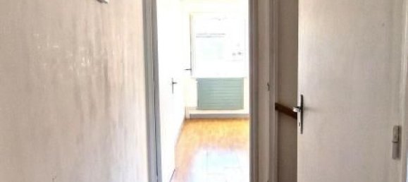 2 Schlafzimmer Doppelhaus in Laon, France, Nr. 90680 9