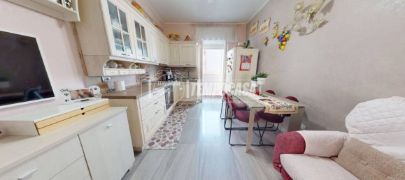 2 bedrooms Apartment in Bari, Italy No. 278663 5