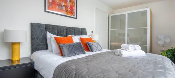 2 bedrooms Apartment in London, United Kingdom No. 12585 11