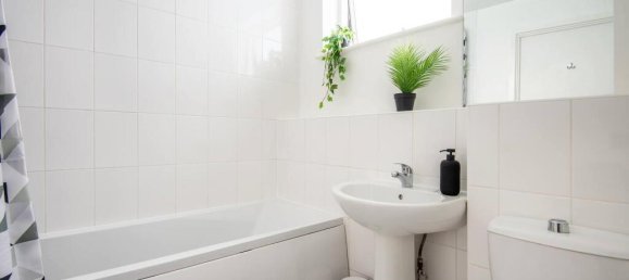 2 bedrooms Apartment in London, United Kingdom No. 12585 12