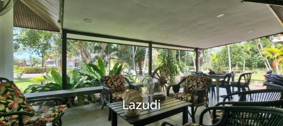 3 bedrooms Cafe / restaurant in Sattahip, Thailand No. 15458 3