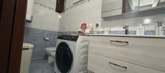 2 rooms Apartment in Bologna, Italy No. 19650 9