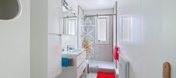 2 bedrooms Apartment in Lanester, France No. 199207 8