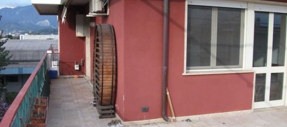 4 rooms Penthouse in Carrara, Italy No. 47582 4