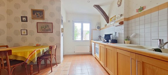 3 Schlafzimmer Haus in Tours, France, Nr. 242088 2