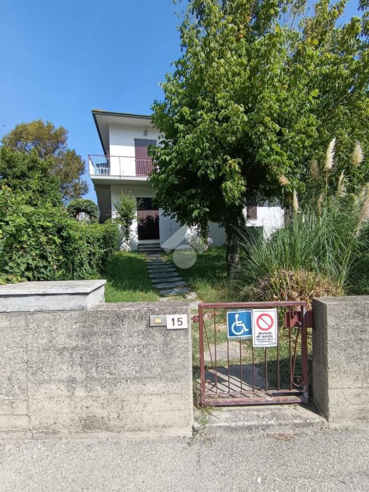 2 bedrooms Apartment in Ravenna, Italy No. 359911