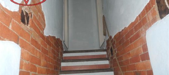 Apartamento de 4 habitaciónes en Loro Ciuffenna, Italy No. 234925 2