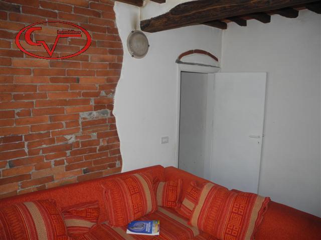 Apartamento de 4 habitaciónes en Loro Ciuffenna, Italy No. 234925