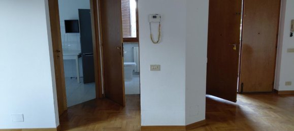 2 Schlafzimmer Haus in Poggibonsi, Italy, Nr. 324312 4
