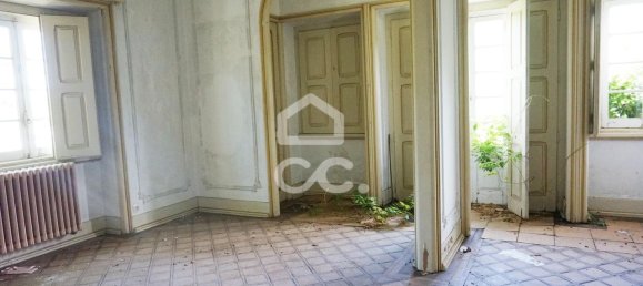 9 bedrooms House in Tramagal, Portugal No. 29947 16