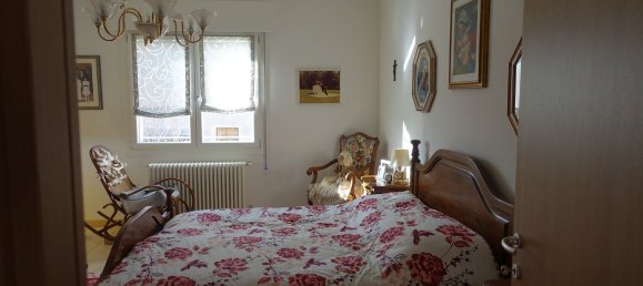4 rooms House in Cappella Maggiore, Italy No. 61340 7