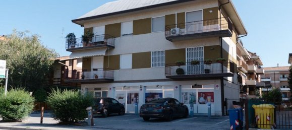 3 bedrooms Apartment in Forlì, Italy No. 373620 34