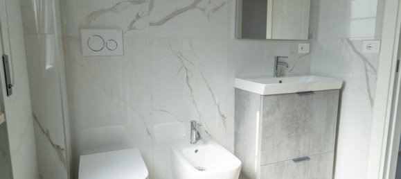 3 bedrooms Apartment in Forlì, Italy No. 373620 24