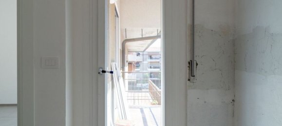 3 bedrooms Apartment in Forlì, Italy No. 373620 26