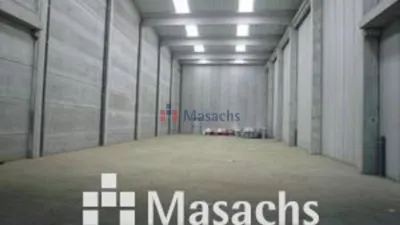 679m² Warehouse in Salt, Spain No. 201738