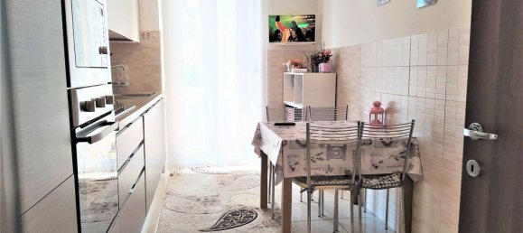 3 Schlafzimmer Wohnung in Turin, Italy, Nr. 350022 7