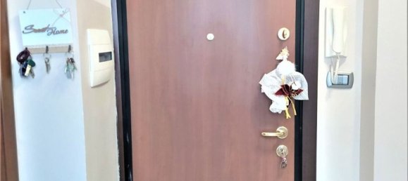 3 Schlafzimmer Wohnung in Turin, Italy, Nr. 350022 20