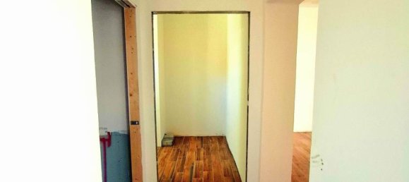 4 rooms Apartment in Poggio a Caiano, Italy No. 259064 17