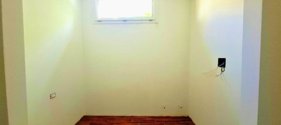 4 rooms Apartment in Poggio a Caiano, Italy No. 259064 22