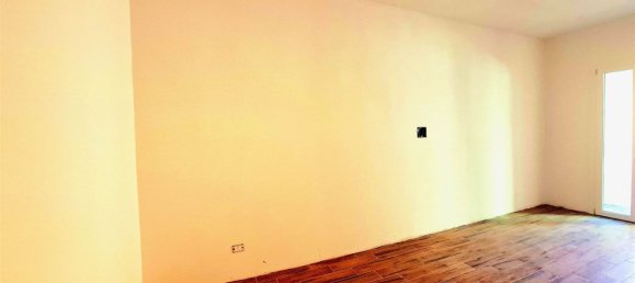 4 rooms Apartment in Poggio a Caiano, Italy No. 259064 26