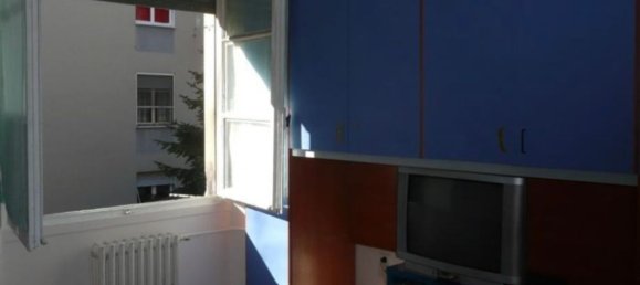 3 rooms Apartment in Milan, Italy No. 240842 7