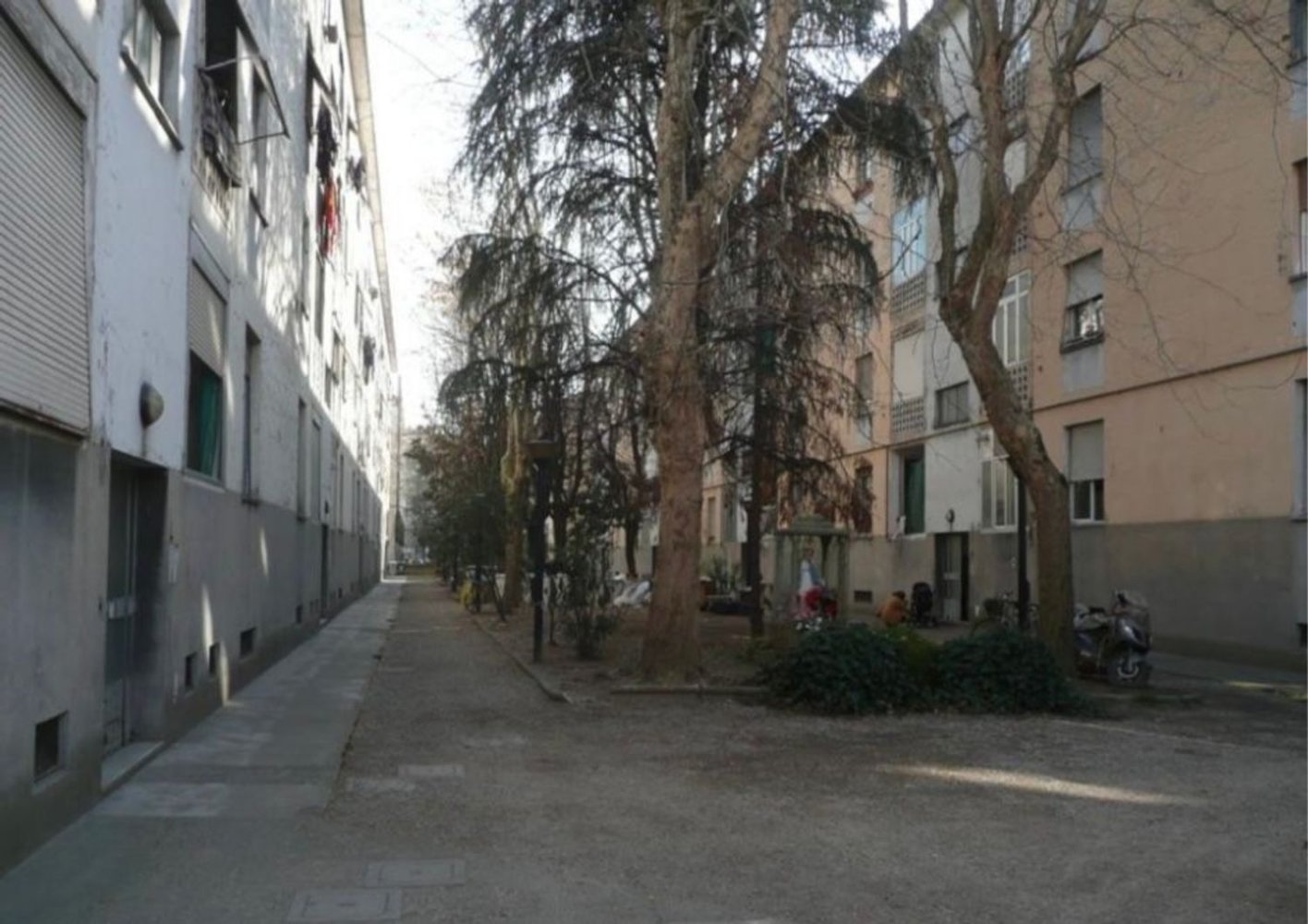 3 rooms Apartment in Milan, Italy No. 240842
