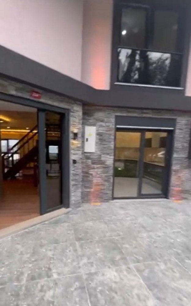 Villa 5+2 in Istanbul, Turkey No. 24876