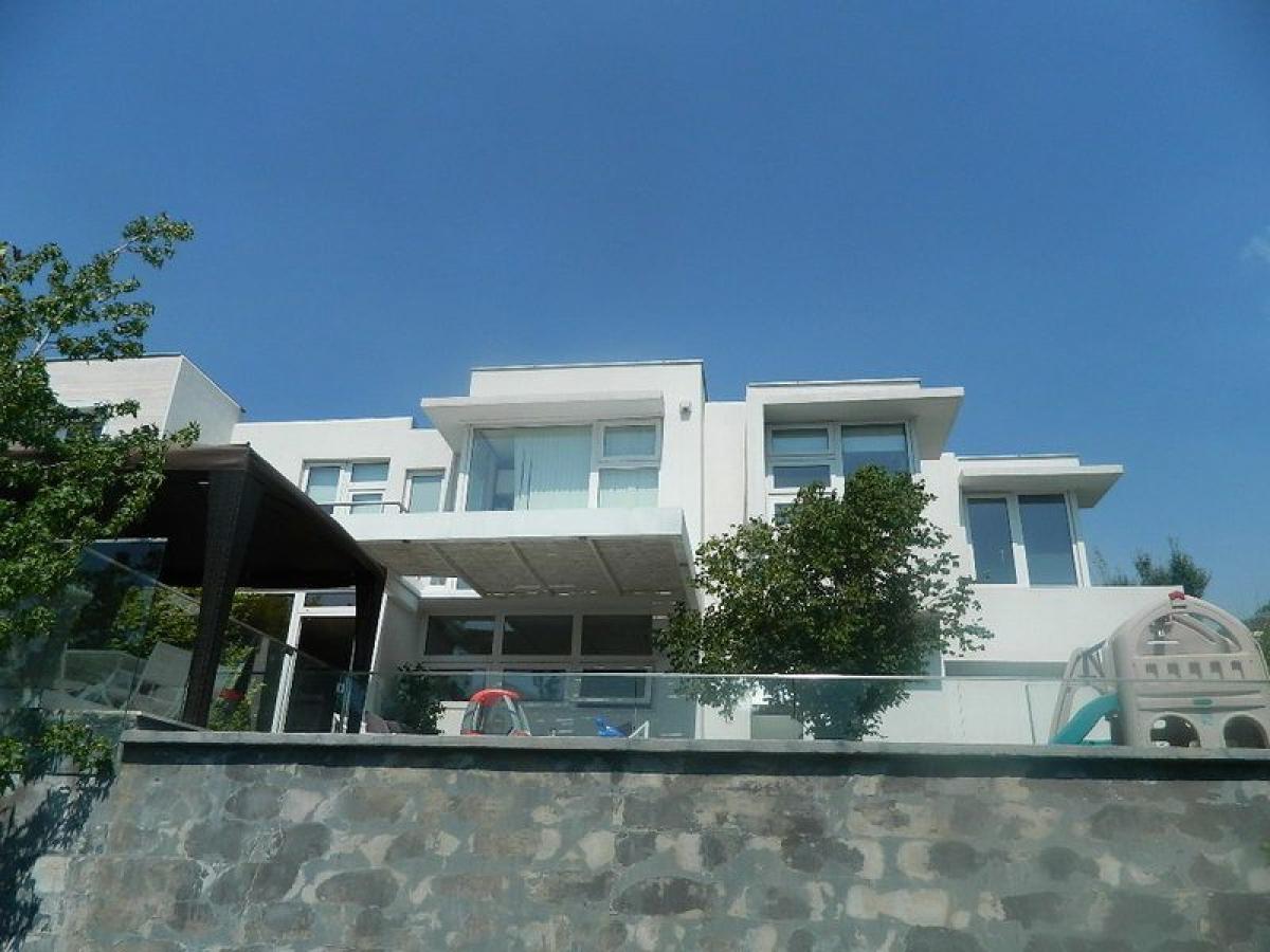 4 bedrooms House in Santiago, Chile No. 3897