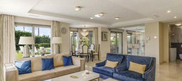 5 bedrooms House in Marbella, Spain No. 62655 3