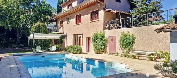 5 bedrooms House in Pont-de-Cheruy, France No. 192785 17