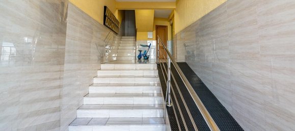 2 bedrooms Apartment in Torrelavega, Spain No. 174471 4