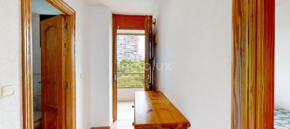 4 bedrooms Apartment in Alicante, Spain No. 177189 9