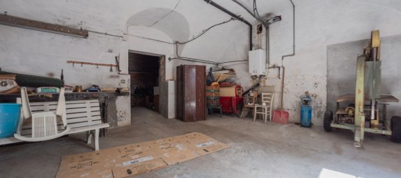 Квартира с 5 спальнями в Портакомаро, Италия № 376006 27