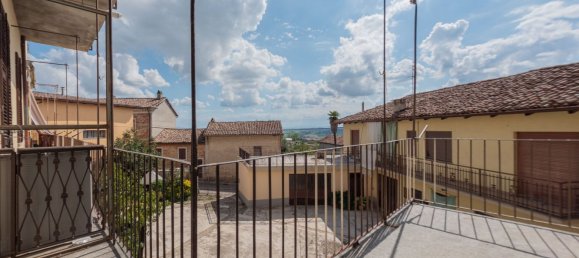 Квартира с 5 спальнями в Портакомаро, Италия № 376006 21