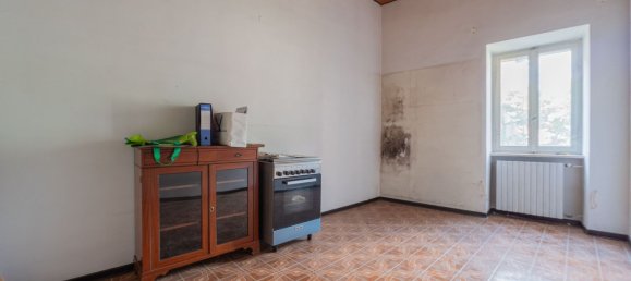 Квартира с 5 спальнями в Портакомаро, Италия № 376006 11