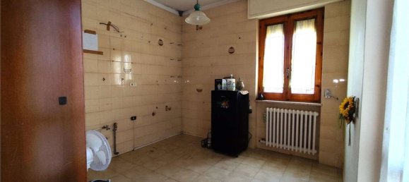 4 rooms Apartment in Acquaviva delle Fonti, Italy No. 91704 8