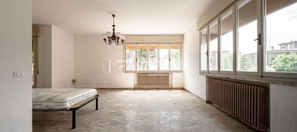 4 غرف نوم منزل ذو طابقين في Faenza, Italy رقم 355030 4