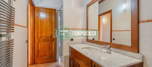 Villa de 6 habitaciónes en Trevignano Romano, Italy No. 298130 20