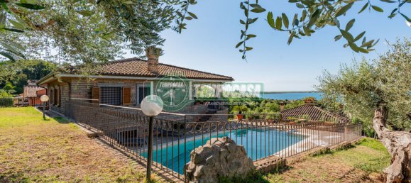 Villa de 6 habitaciónes en Trevignano Romano, Italy No. 298130 44