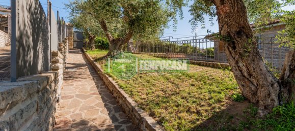 Villa de 6 habitaciónes en Trevignano Romano, Italy No. 298130 7