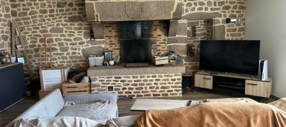 Отель, гостиница с 3 спальнями в Вир, Франция № 321813 2