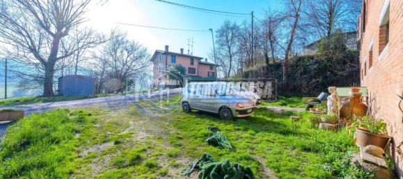 Casa de 1 dormitorio en Viano, Italy No. 112062 28