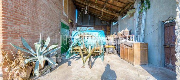 Casa de 1 dormitorio en Viano, Italy No. 112062 27