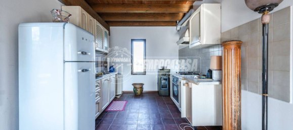 Casa de 1 dormitorio en Viano, Italy No. 112062 9