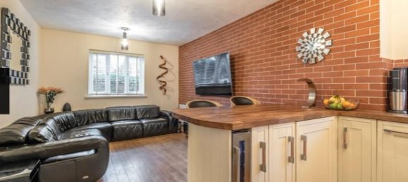 2 bedrooms Apartment in London, United Kingdom No. 760 4