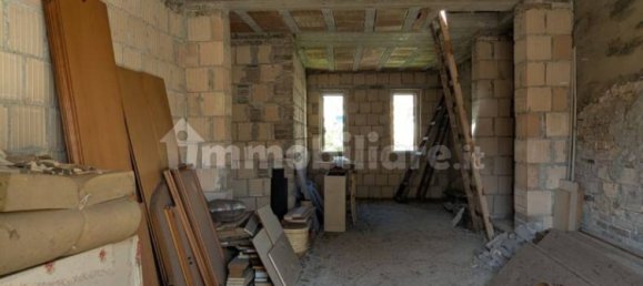 4 bedrooms Villa in Chieti, Italy No. 363371 8